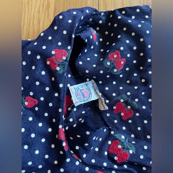 70s Vintage Straberry And Swiss Dot Long Sleeve Prairie Dress with Peplum Waist - Picture 11 of 12